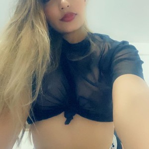 Lausmith's MyFreeCams show and profile