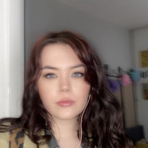 Alienaudrey's MyFreeCams show and profile