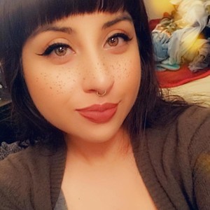 Dazy_'s MyFreeCams show and profile