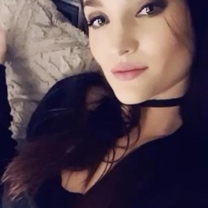 Ember_Lynne's MyFreeCams show and profile