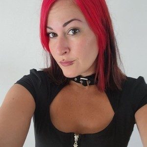 girlsupnorth.com gennyrock livesex profile in Goth cams
