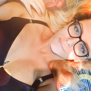 Kayleigh95's MyFreeCams show and profile