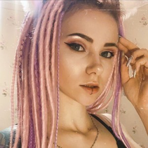 meow_espe0n's MyFreeCams show and profile