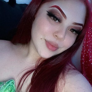 sexcityguide.com Redprincess4 livesex profile in curvy cams