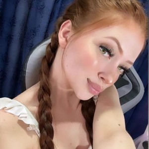online webcam show Emily Sofia1