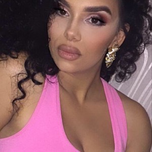 BigBoobsBetty's MyFreeCams show and profile