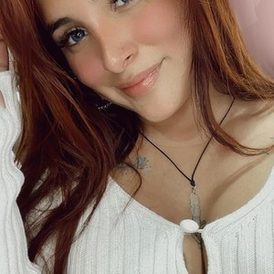 charlotmils_'s MyFreeCams show and profile