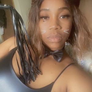 Caienne's MyFreeCams show and profile