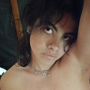 Sofi_algodon's MyFreeCams show and profile