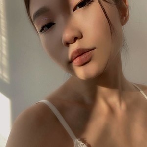 Nariseoul's MyFreeCams show and profile