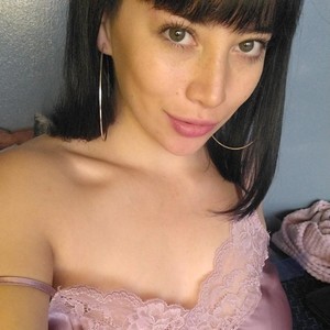 sleekcams.com HValhalla420 livesex profile in pussy cams