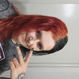 emobaby's MyFreeCams show and profile