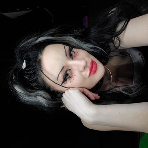 gonewildcams.com Evilyn666 livesex profile in goth cams