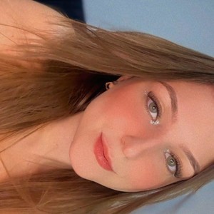 cateyes1's MyFreeCams show and profile