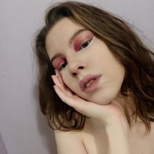 Valeriana_'s MyFreeCams show and profile