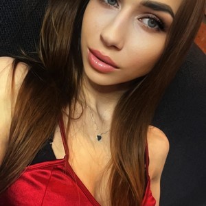 ShadyRaspbery's MyFreeCams show and profile