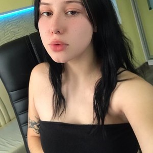 MichelMorton's MyFreeCams show and profile