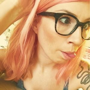 stoney_fox's MyFreeCams show and profile