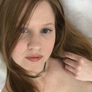 Cam Girl RedheadCalypso