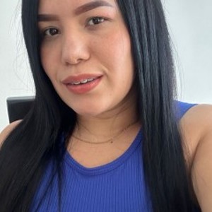 livesex.fan IsabellaJamess livesex profile in joi cams