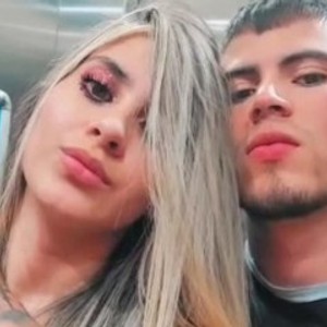 Cam Girl HollyBenjamin