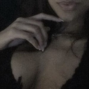 girlsupnorth.com Juicy5555 livesex profile in facial cams