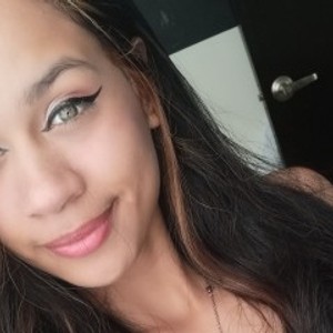 streamate RoseeIsabella Live Webcam Featured On elivecams.com