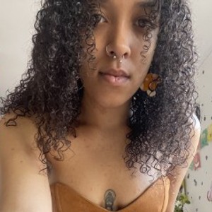 sleekcams.com SweetLikeCaramel livesex profile in edging cams