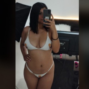 NaahomyFox's profile picture – Girl on Jerkmate
