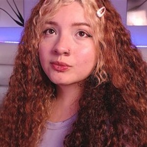 MeridaRedd webcam profile pic