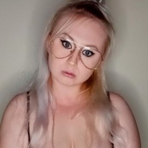 Cam Girl BettyKnockers