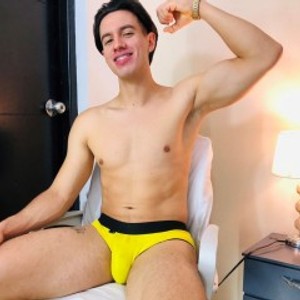 WhiteLionn Live Cam