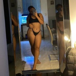 MayaPresley19's profile picture – Girl on Jerkmate