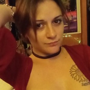 girlsupnorth.com LexiLips30 livesex profile in petite cams