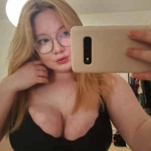 stripchat StrawberryBlondie webcam profile pic via pornos.live