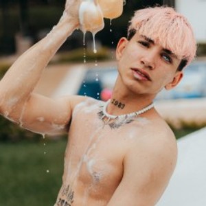 SebasFallon's profile picture – Girl on Jerkmate