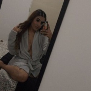 onaircams.com NiaKorsh livesex profile in young cams