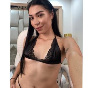 girlsupnorth.com NatalieClarck livesex profile in shy cams