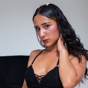 pornos.live EmmaaMorris livesex profile in bdsm cams