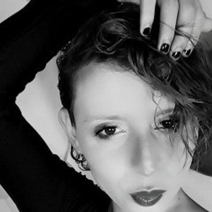 streamate SophiaStorm webcam profile pic via livesexr.com