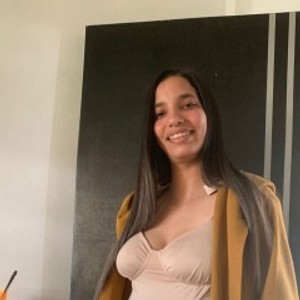 Honiesweet webcam livesex profile on iluvcams.com