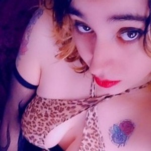 livesex.fan GoddessAstridHollow livesex profile in pegging cams