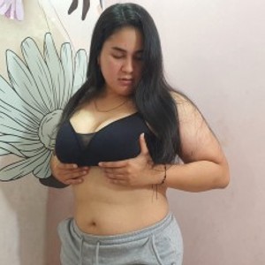 free6cams.com BigWomanHotX livesex profile in horny cams