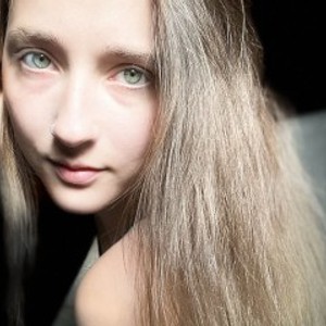 livesex.fan Rosemaybabe livesex profile in petite cams