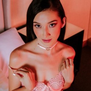 sexcityguide.com ValerieDavis livesex profile in slave cams