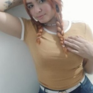 BeautifulRedxo webcam profile