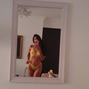 netcams24.com MirandaGlam29 livesex profile in anal cams