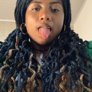 Kinsleykhloex webcam livesex profile on mega-camsex.net