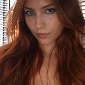 pornos.live SophieVcam livesex profile in blowjob cams