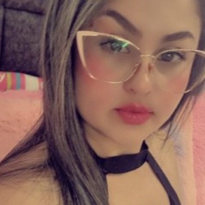 sexcityguide.com Laurenxarias livesex profile in smile cams